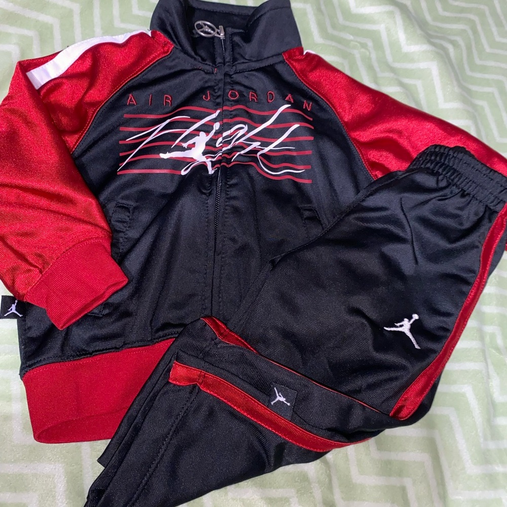 JORDAN BABY SET SIZE 12